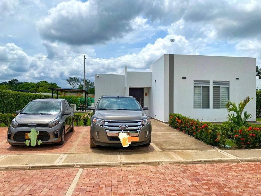 Casa Palma Roja Boutique , Piscina Privada Villa Carmen de Apicalá Eksteriør billede