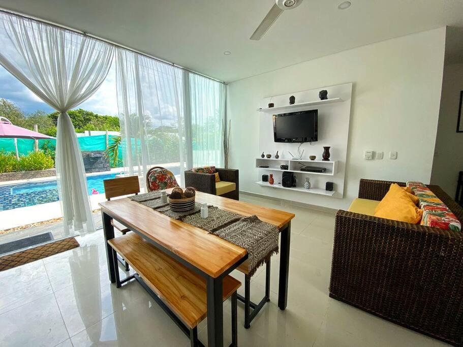 Casa Palma Roja Boutique , Piscina Privada Villa Carmen de Apicalá Eksteriør billede